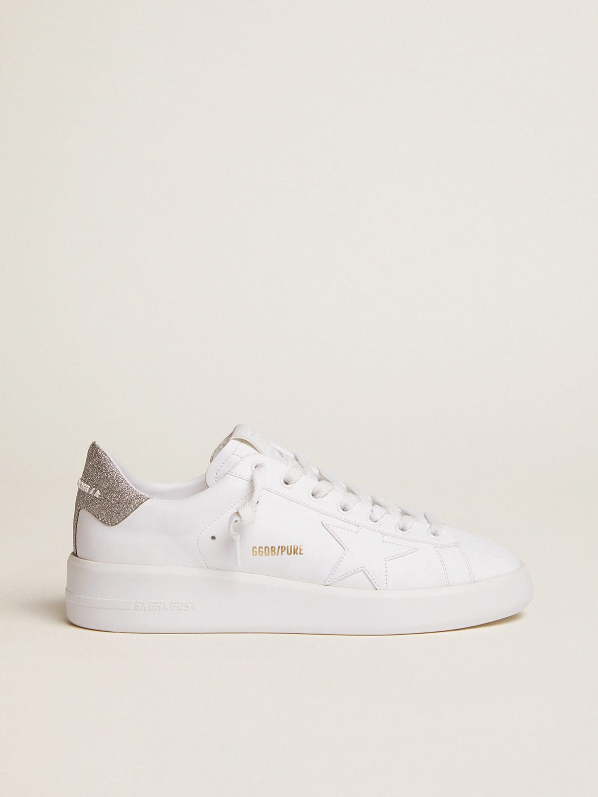 Sneakers Purestar en cuir blanc avec étoile ton sur ton et contrefort à petites paillettes argentées